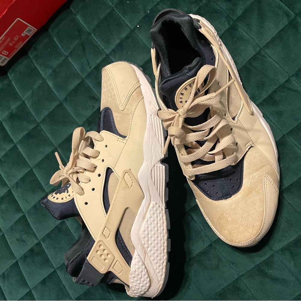 COPY - Cream and blue Nike Huarache